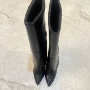 Elegant Black Women's Boots